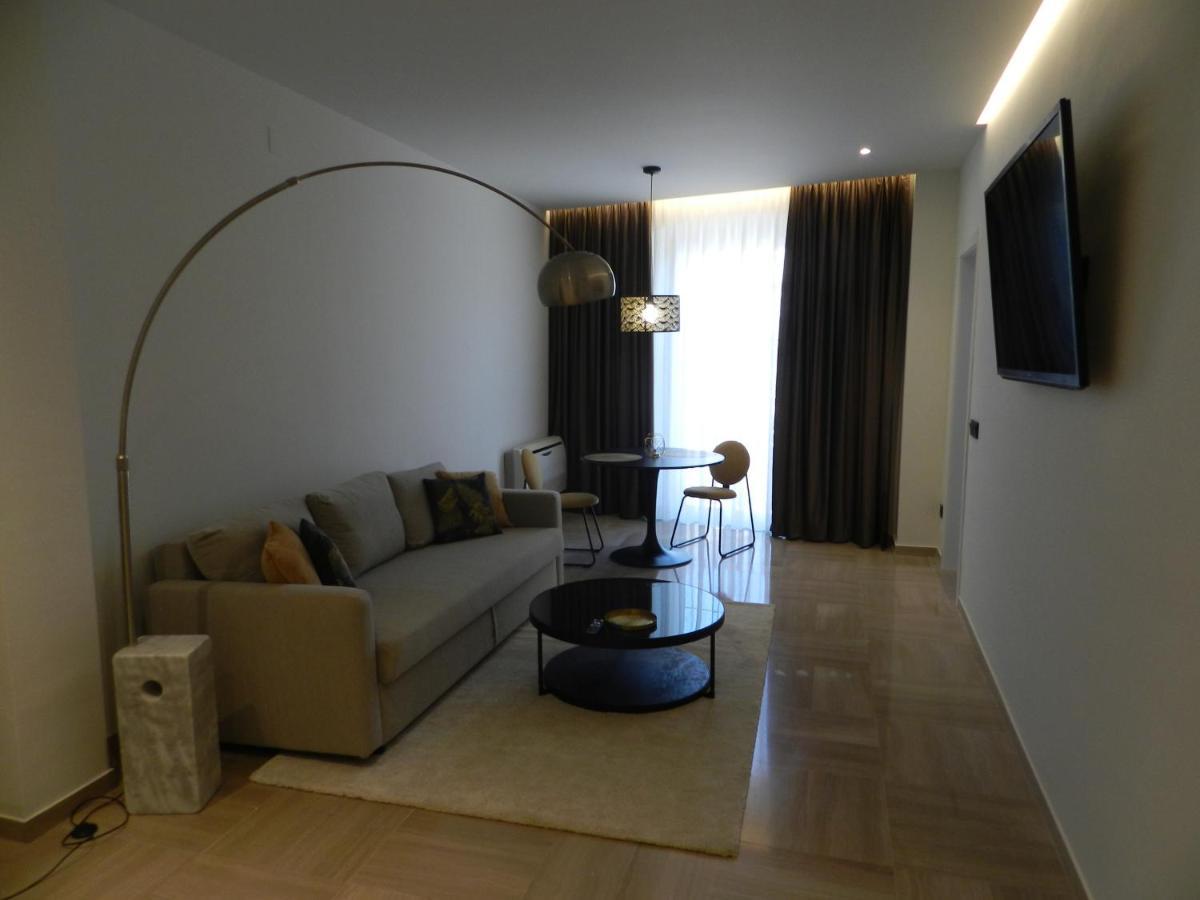Hotel Manel Martorell Exterior photo