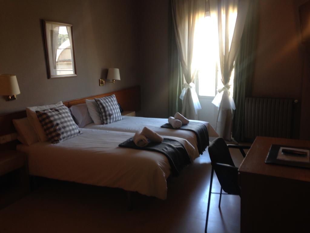 Hotel Manel Martorell Room photo